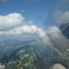 Flugwegposition um 13:55:58: Aufgenommen in der Nähe von Gemeinde Neuberg an der Mürz, 8692, Österreich in 2450 Meter